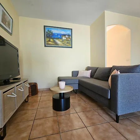 Grande Maison Familiale Proche Plage Barcares Holiday home *