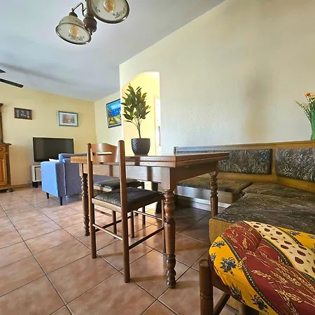 Grande Maison Familiale Proche Plage Barcares Holiday home Le Barcares