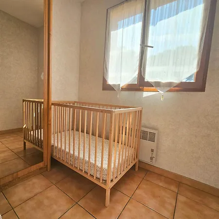 Grande Maison Familiale Proche Barcares בית נופש *