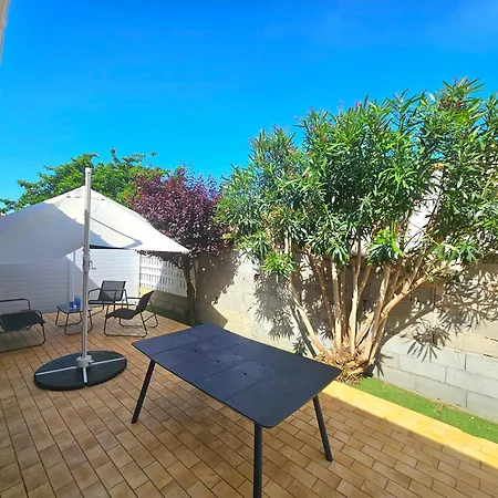 Grande Maison Familiale Proche Plage Barcares Holiday home