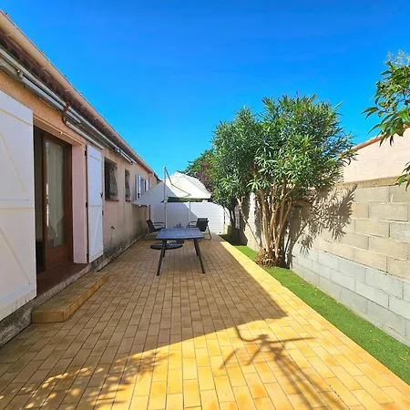 Grande Maison Familiale Proche Plage Barcares Holiday home Le Barcares