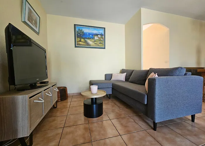 Grande Maison Familiale Proche Barcares Ferienhaus *